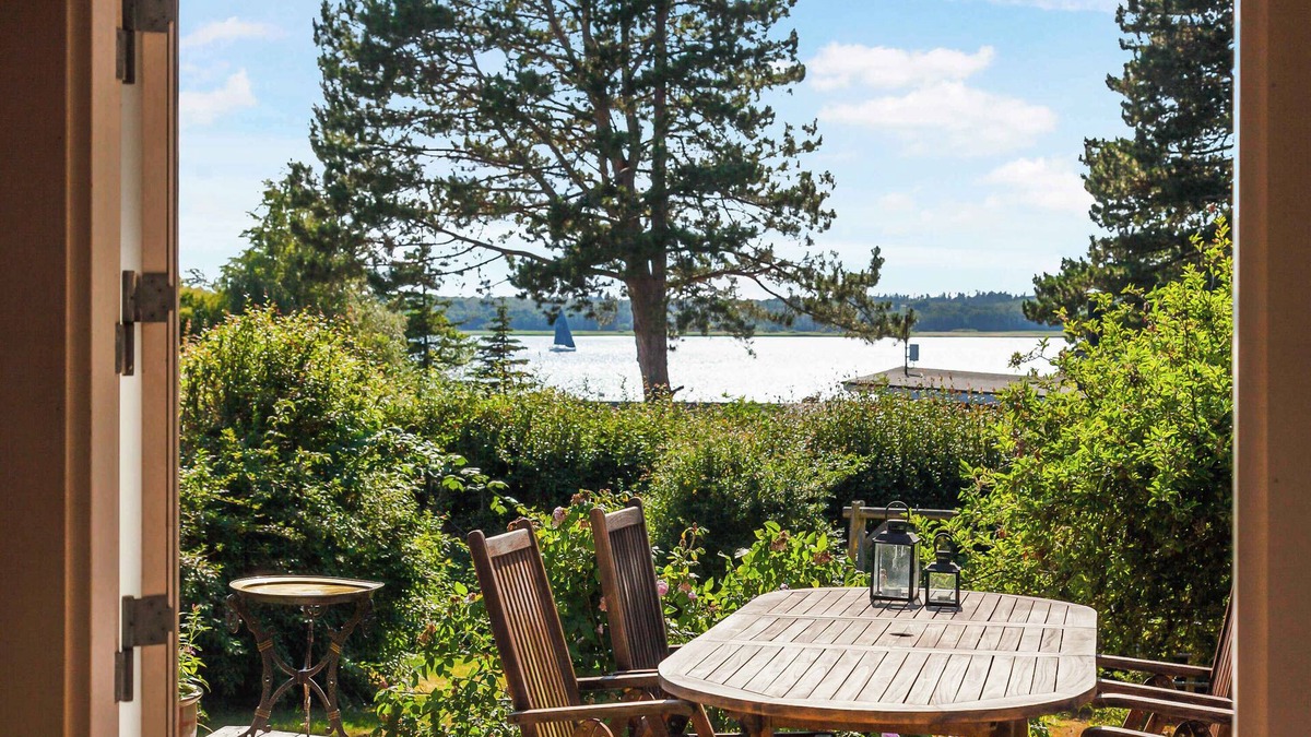 Olsted House | Beautiful summer house with a magnificent view