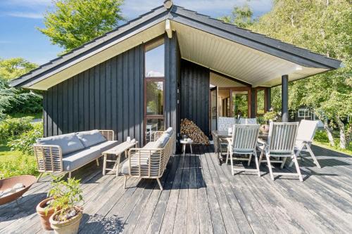 Gilleleje House | Beautiful Summer House In A Fantastic Location
