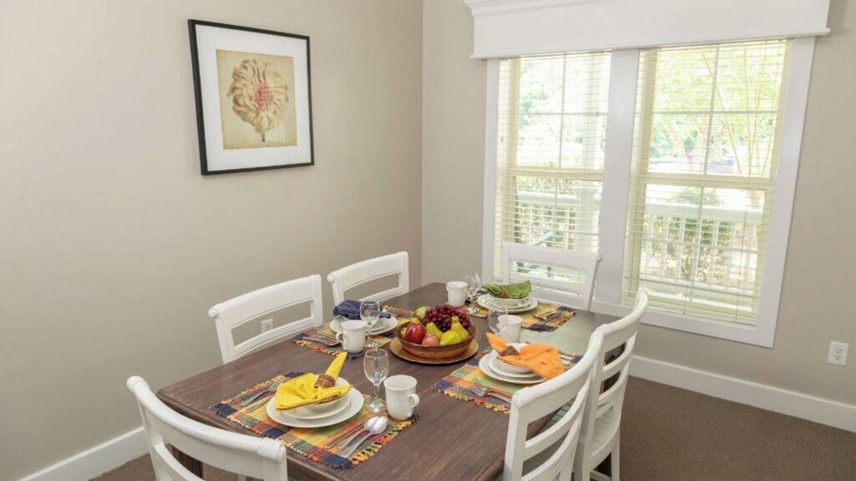Lackey Cottage | Beautiful three-bedroom resort cottage includes mother-in-law suite
