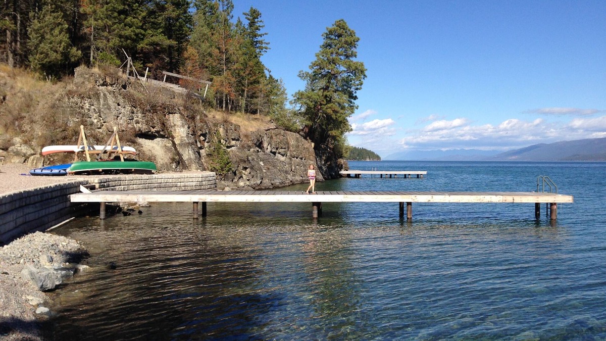 Finley Point House | Beautiful timber frame Finley Point home, lake frontage. High speed internet.
