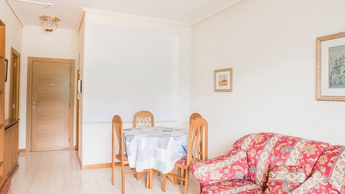 Alcabre Apartment | Beautiful Touristic Apartment in front of the Beach Samil 55. 2nd floor.
