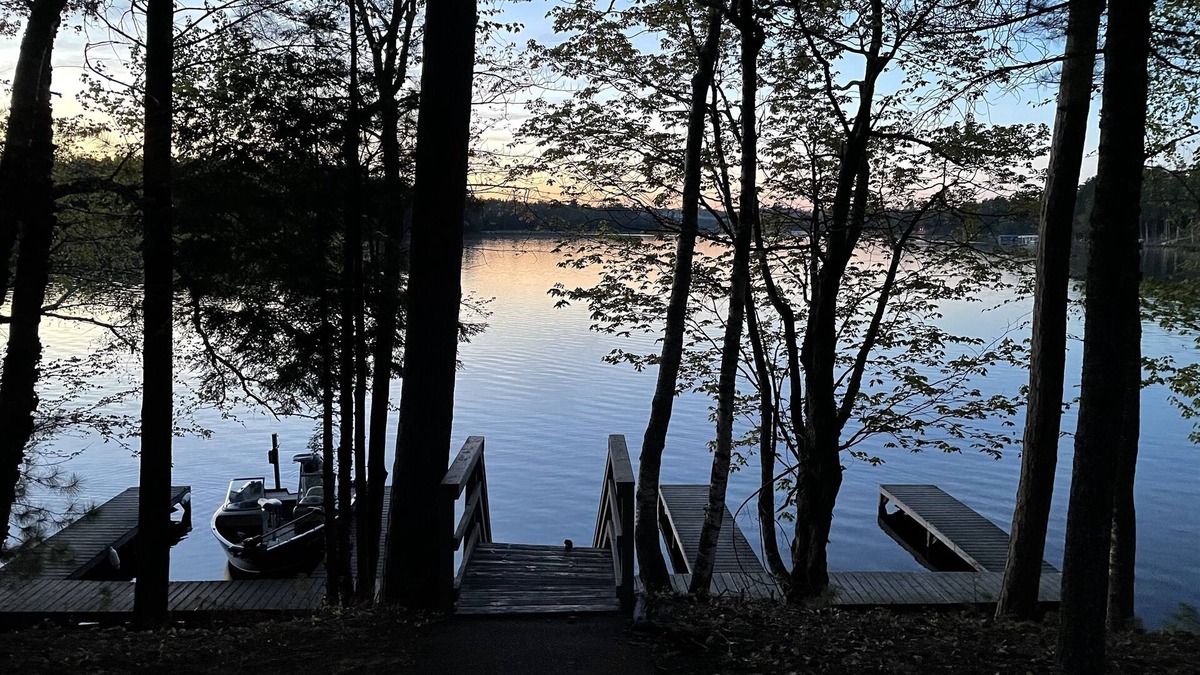 St Germain House | Beautiful Townhome With Scenic Lake View