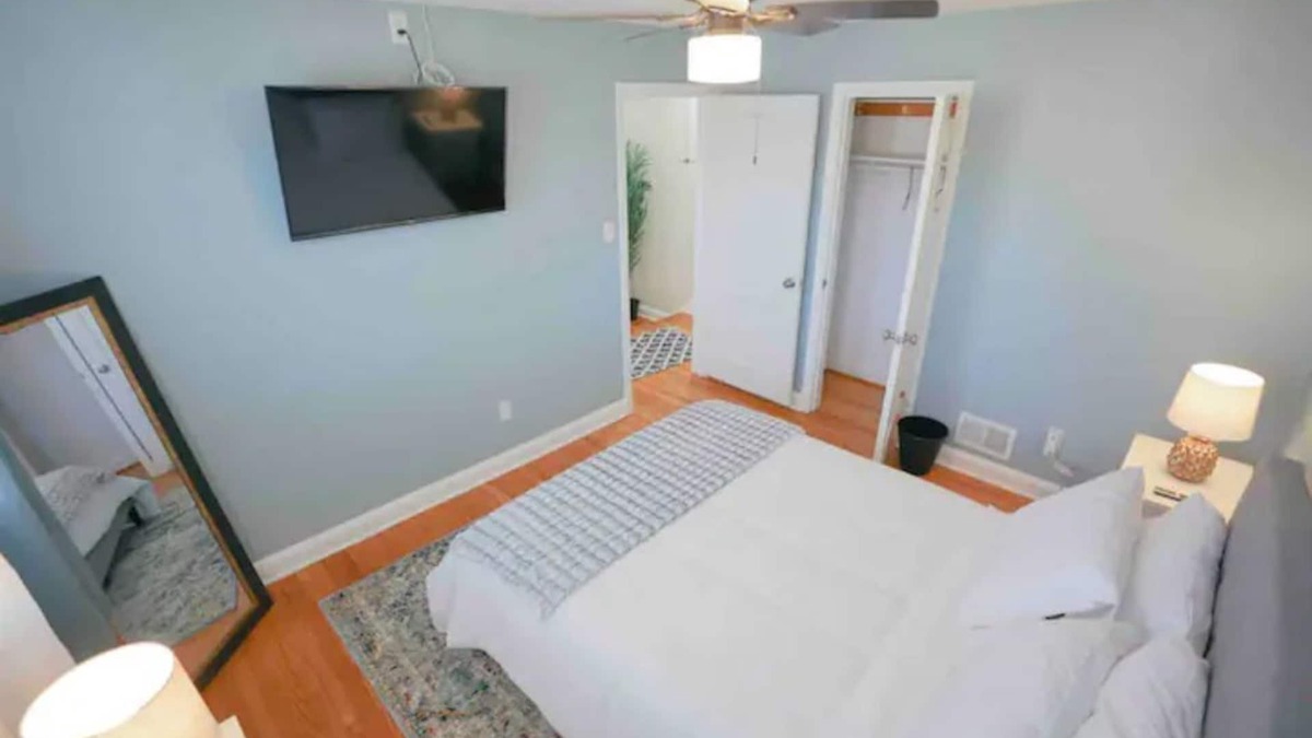 Towson House | Beautiful Townhome Minutes from Downtown Towson