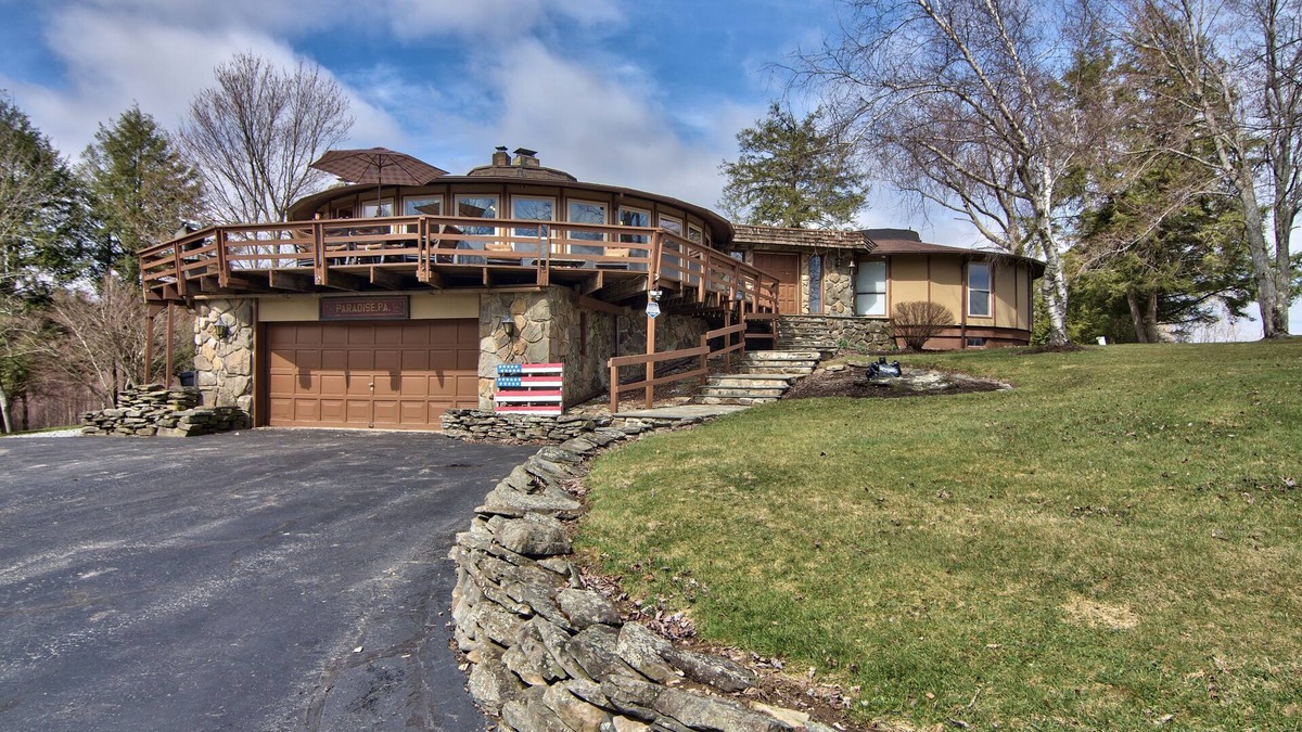 Union Dale Cabin | Beautiful & unique mountain lodge, up to 16 guests!