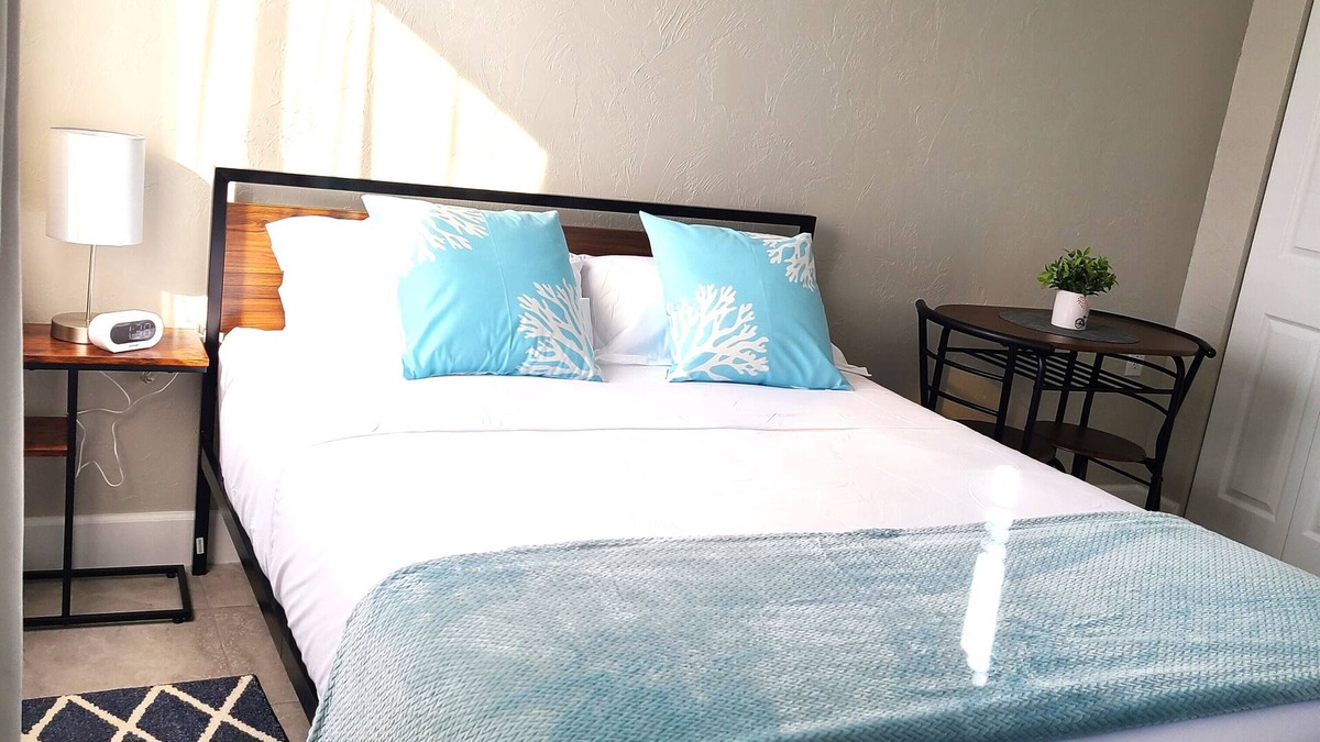 Sarasota Apartment | Beautiful University Pines Studio in Sarasota
