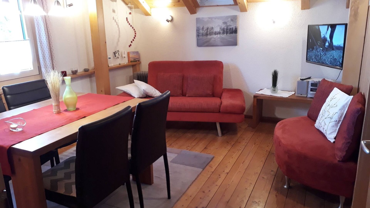 Isenthal Apartment | Beautiful vacation apartment above Lake Lucerne