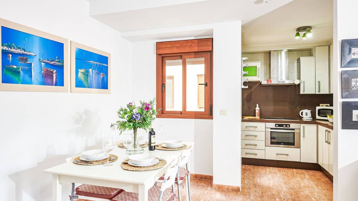 Velez de Benaudalla Apartment | Beautiful vacation apartment with private terrace