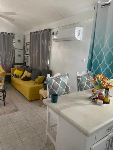 River Oaks House | Beautiful Vacation Home