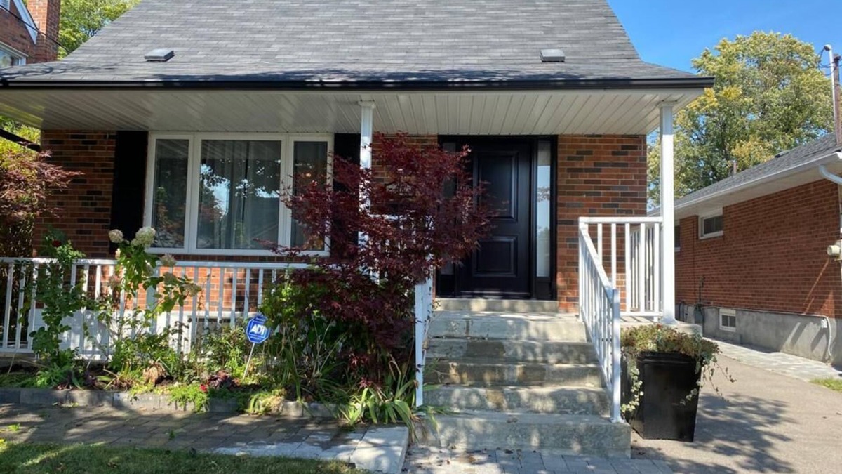 Wexford - Maryvale House | Beautiful Vacation or Relocation Home in Scarborough