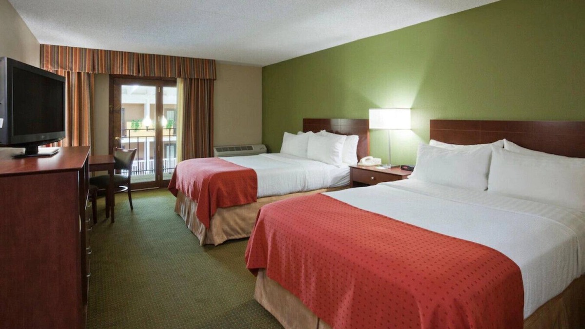 Austin House | Beautiful Vacation Spot for Groups!
