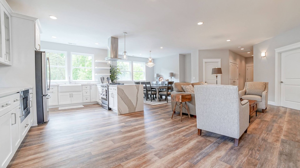 Waller Apartment | Beautiful Valley Farm House, With View