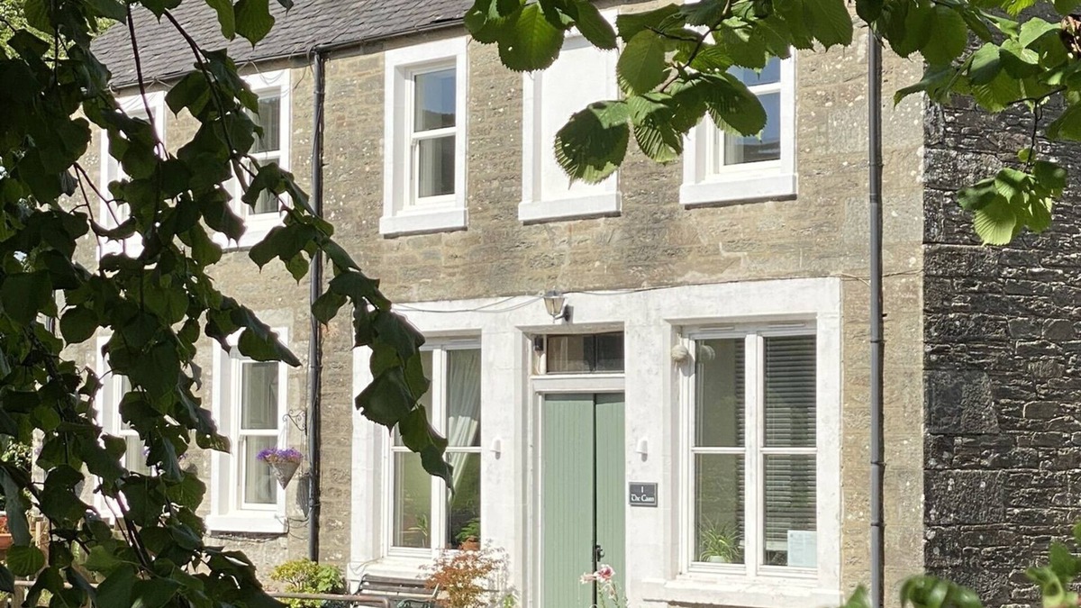Kilmartin Apartment | Beautiful Victorian Luxury Flat in the Heart of th