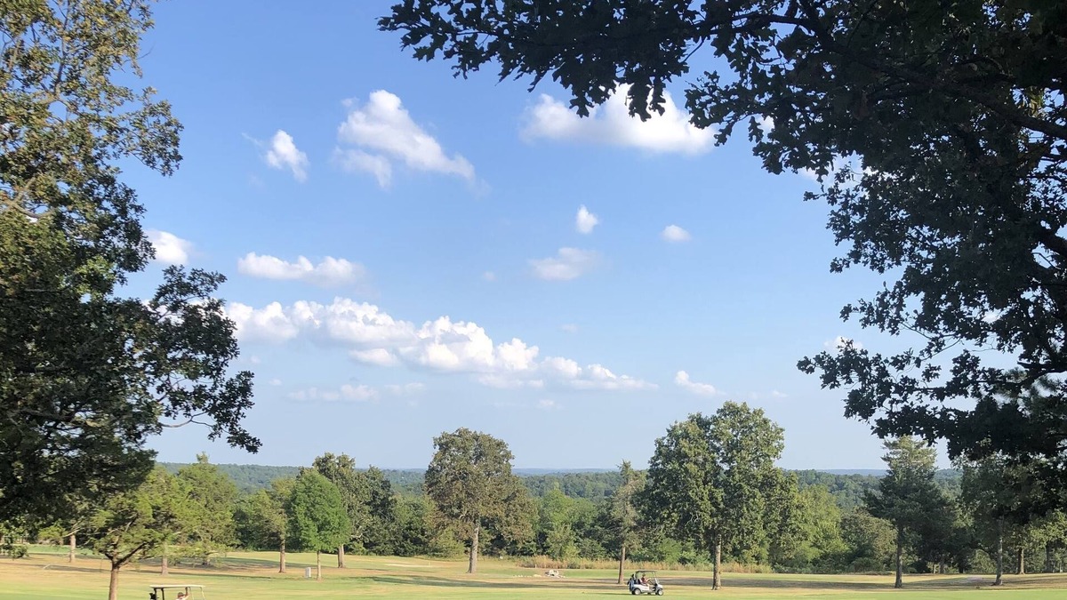 Horseshoe Bend House | Beautiful view over looking the golf course