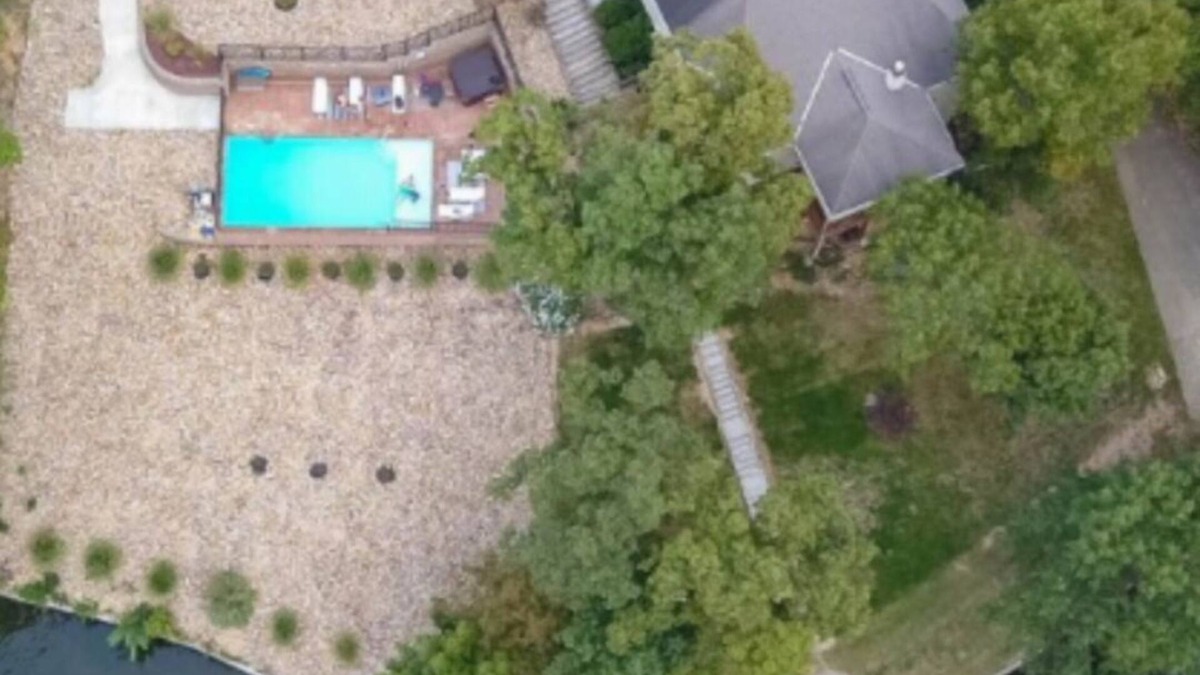 Camdenton House | Beautiful View Private Pool 5 Bedroom House in Quiet No Wake Cove. 2 Boat slips