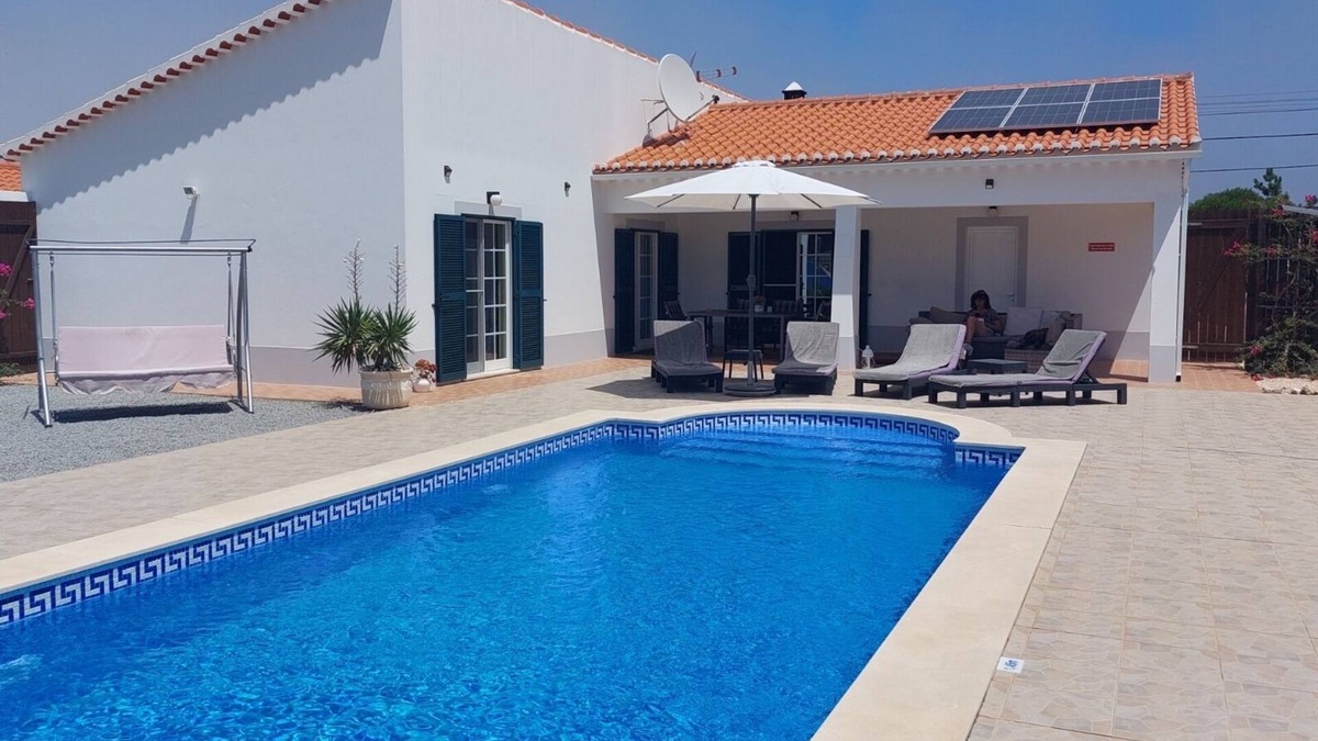 Aljezur Villa | Beautiful villa 300 m to the Atlantic coast, 5 minutes by car to the beach