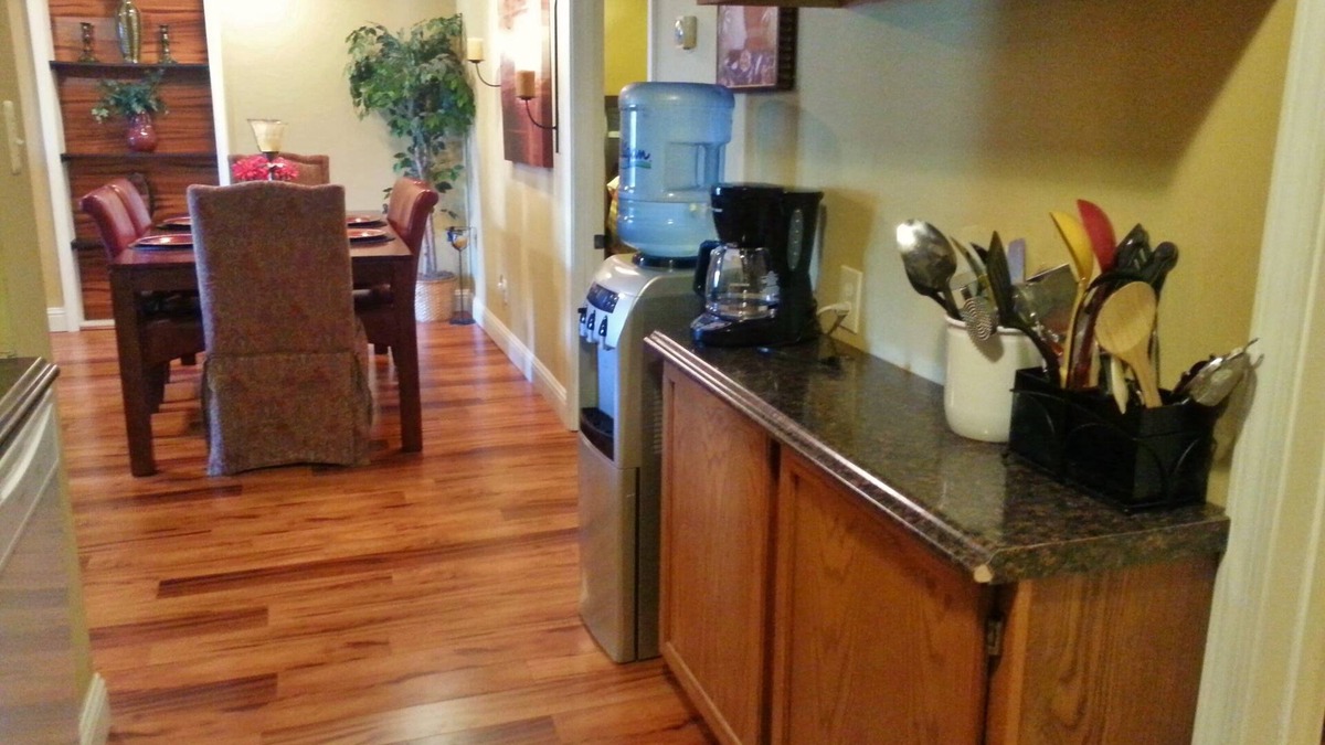 Eureka Villa | Beautiful Villa Close to All St. Louis Attractions!