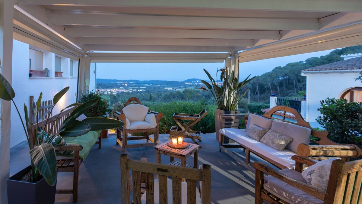 Vall-Llobrega House | Beautiful villa in a quiet area with stunning views over the valley