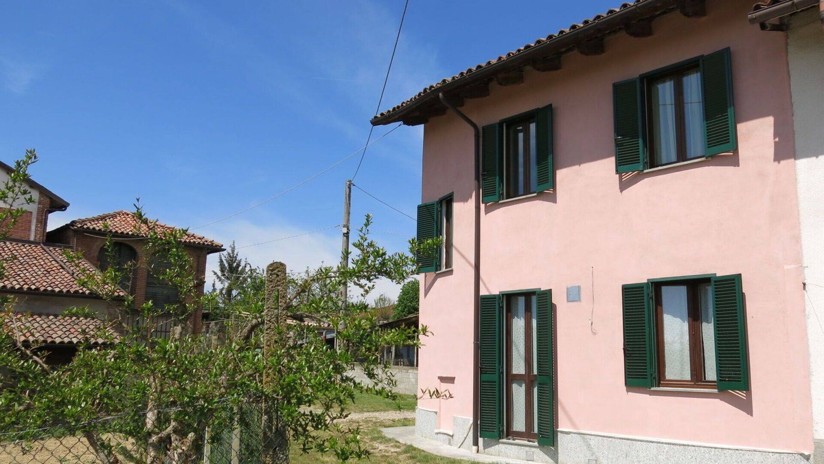 Cortiglione House | Beautiful villa for 5 guests with WIFI, TV and patio