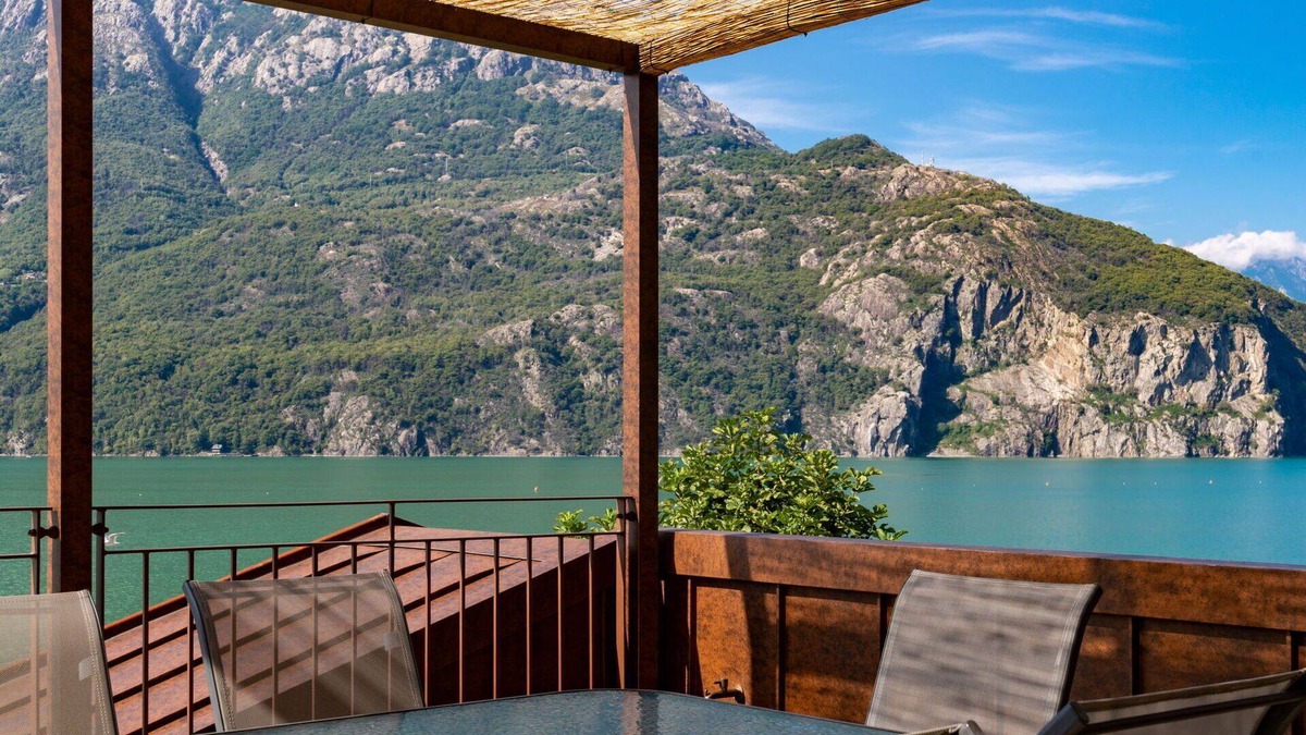 Verceia House | Beautiful villa for 12 people with WIFI, TV and terrace