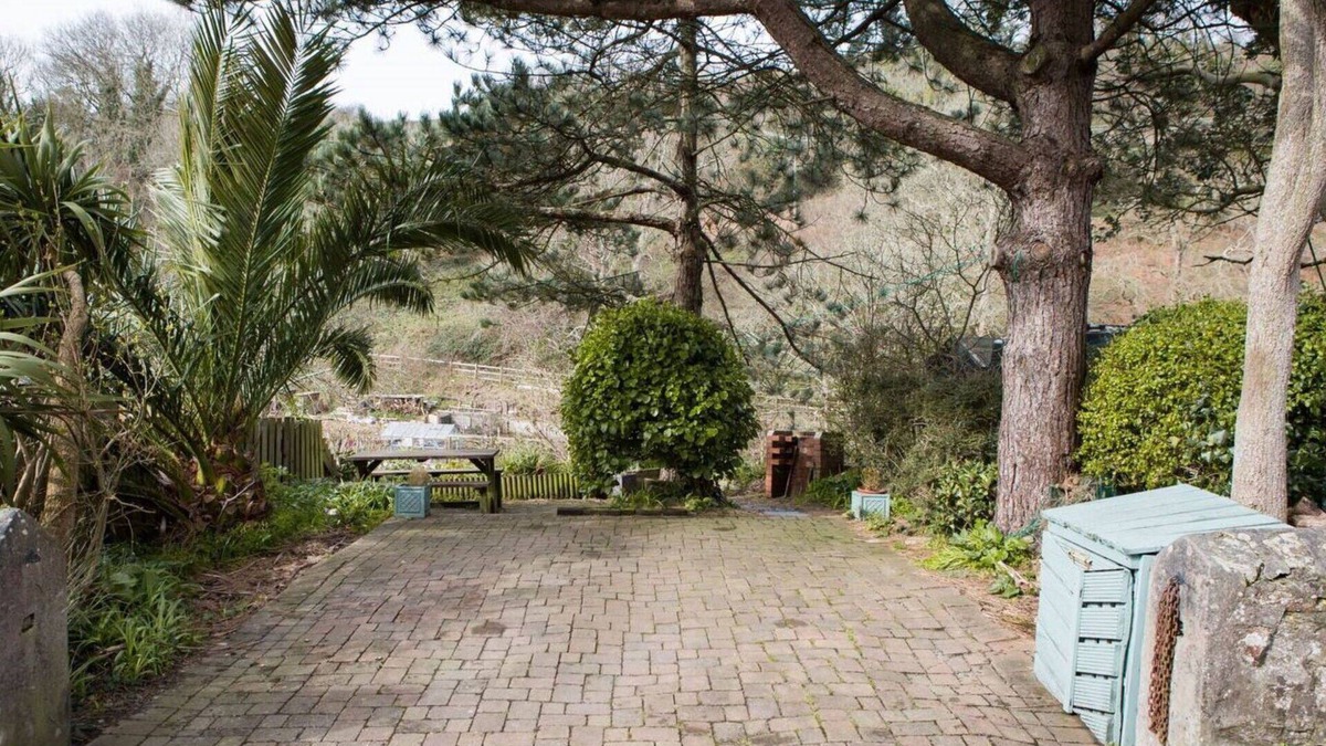 Pentewan House | Beautiful villa for 6 people with TV and parking