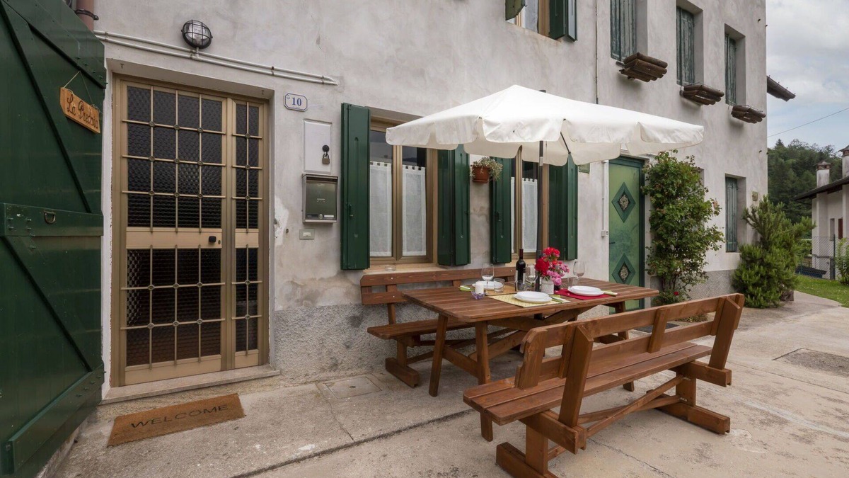 Barcis House | Beautiful villa for 8 guests with TV, patio and parking