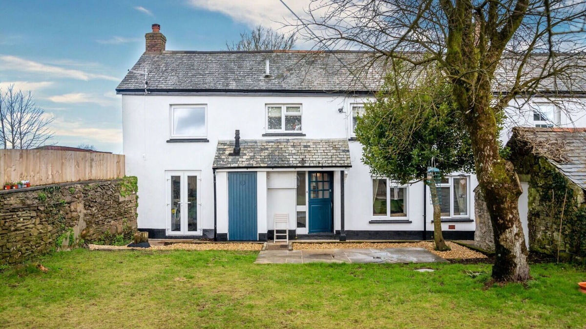 Stoke Rivers House | Beautiful villa for 5 guests with WIFI, TV and pets allowed