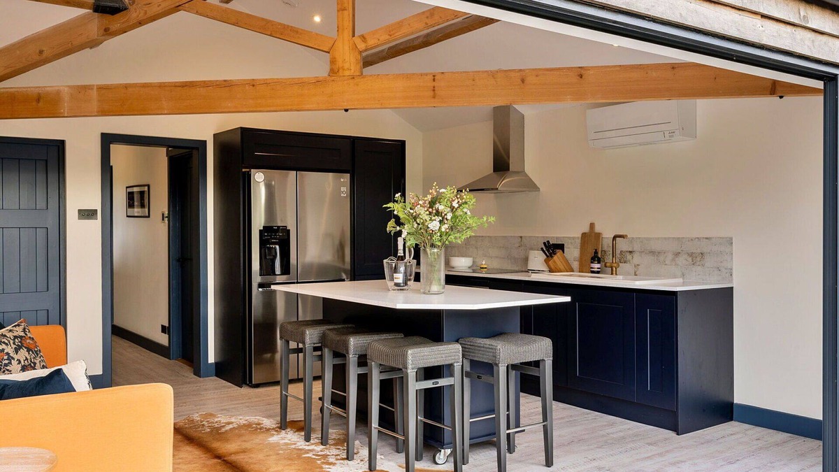 Hawling House | Beautiful villa for 6 people with WIFI, hot tub and terrace