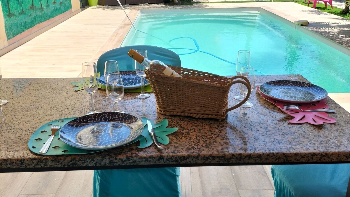 Cazilhac House | Beautiful villa in quiet neighborhood with pool