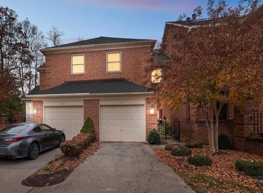 Bel Air Villa | Beautiful Villa in the Heart of Historic Downtown Bel Air! villa