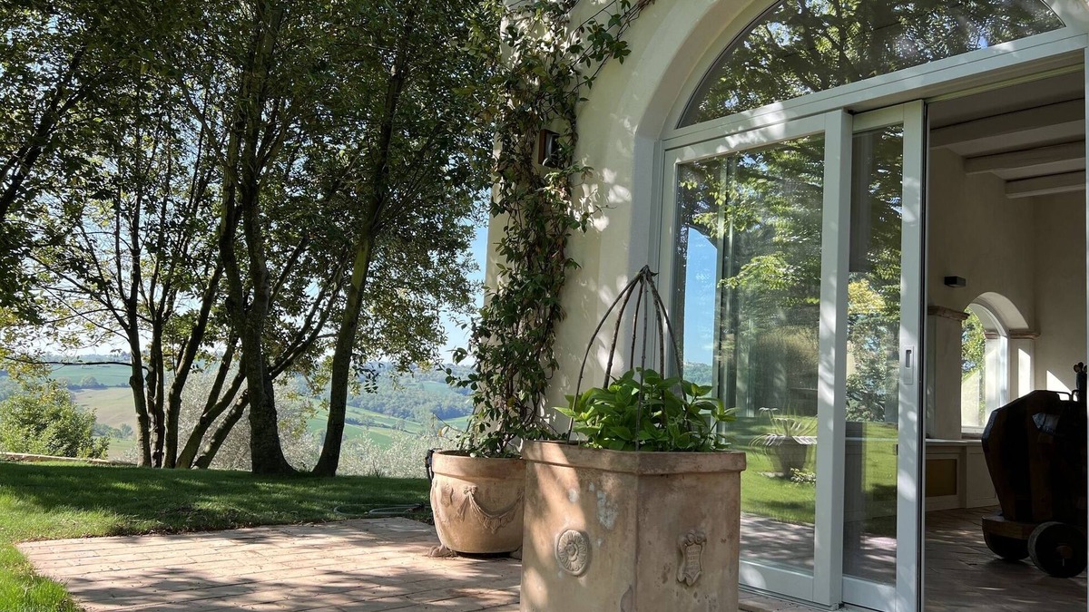 Todi Villa | Beautiful villa nestled in the rolling hills in the green heart of Italy