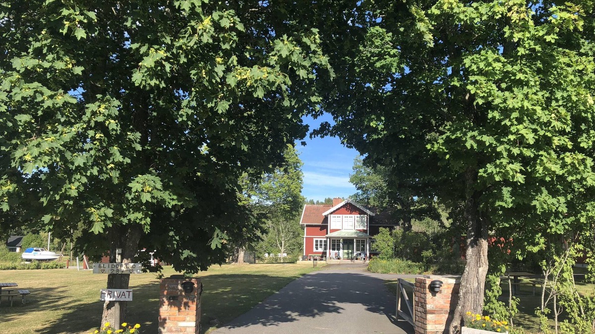 Blido House | Beautiful villa Roslagen with guest cottage and wood-burning sauna on the plot