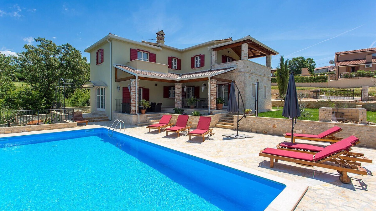 Montizana Villa | Beautiful villa Stupenda with whirlpool in Porec