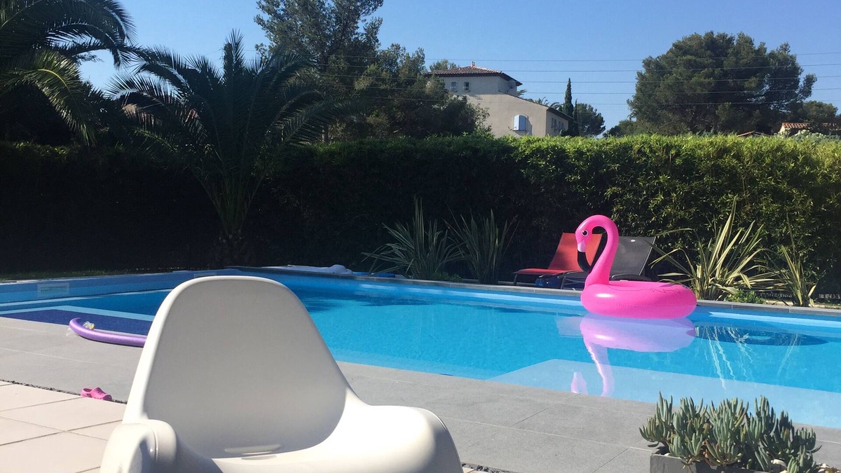 Boulouris-sur-Mer Villa | Beautiful villa with heated pool just a stone's throw from the sea!