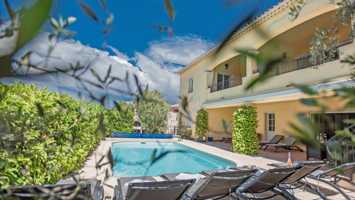 Vidauban Villa | Beautiful villa with airco and heated pool