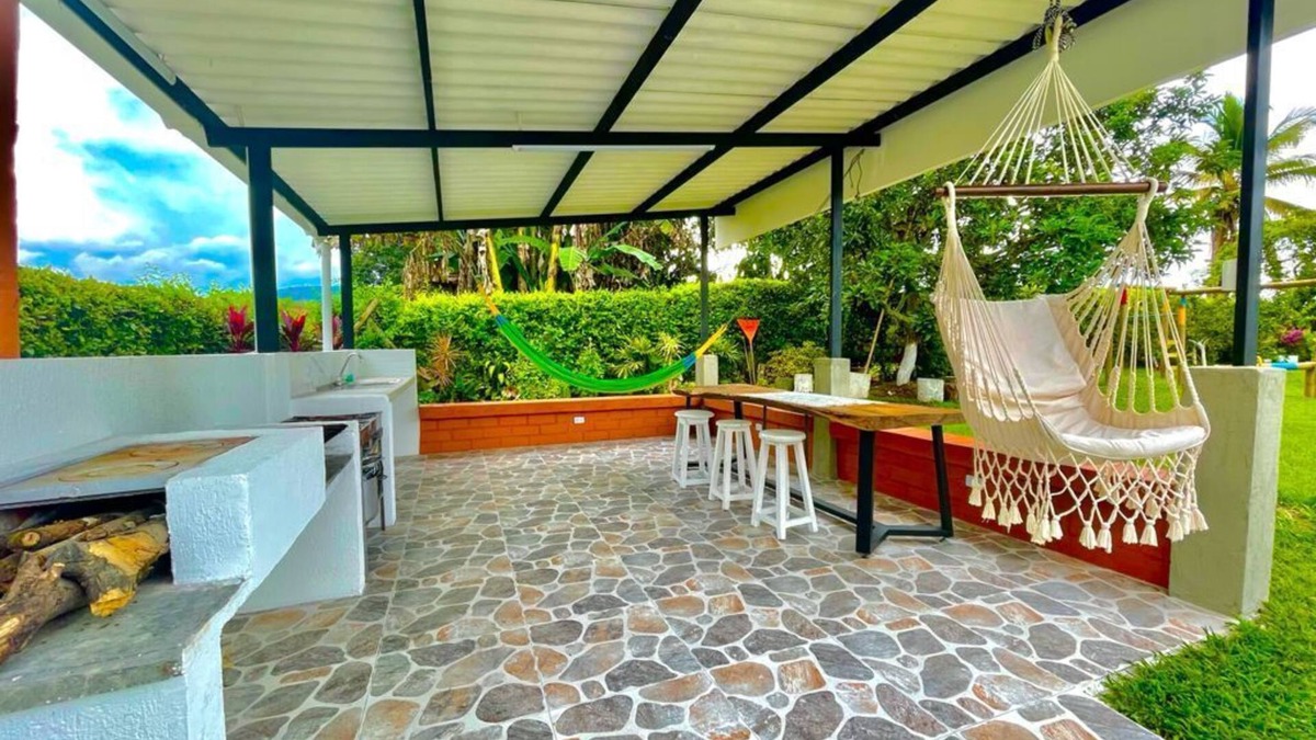 Palestina Villa | Beautiful Villa with 6Brd in Santagueda