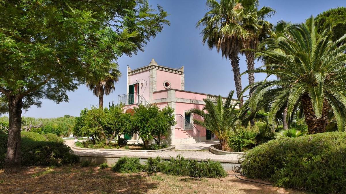 Cutrofiano Villa | Beautiful Villa with pool in the green of Salento, 110 sqm, quiet and luxurious