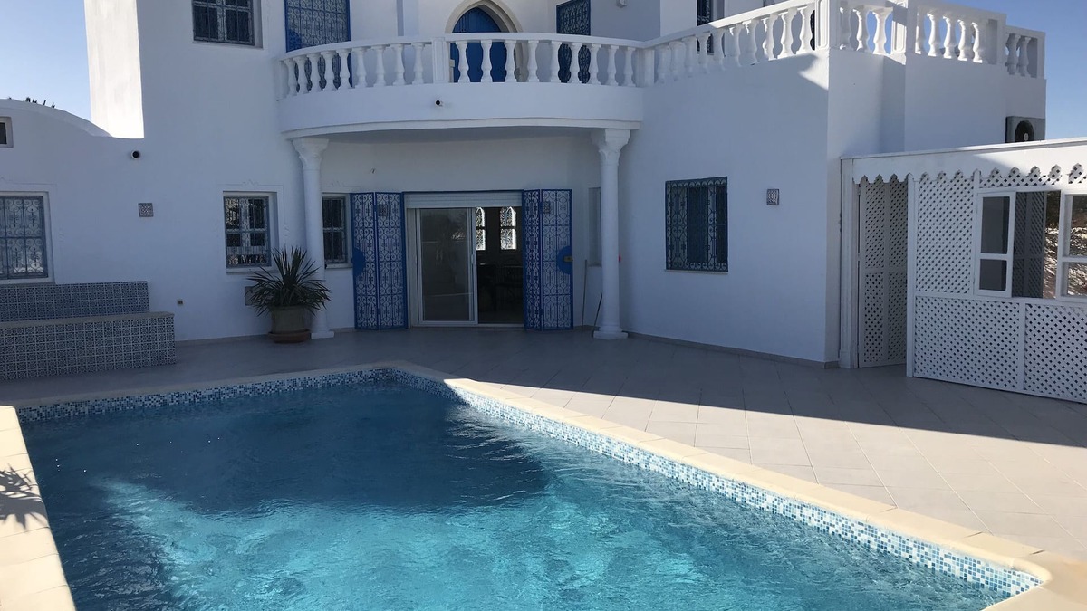 Aghir House | Beautiful villa with pool