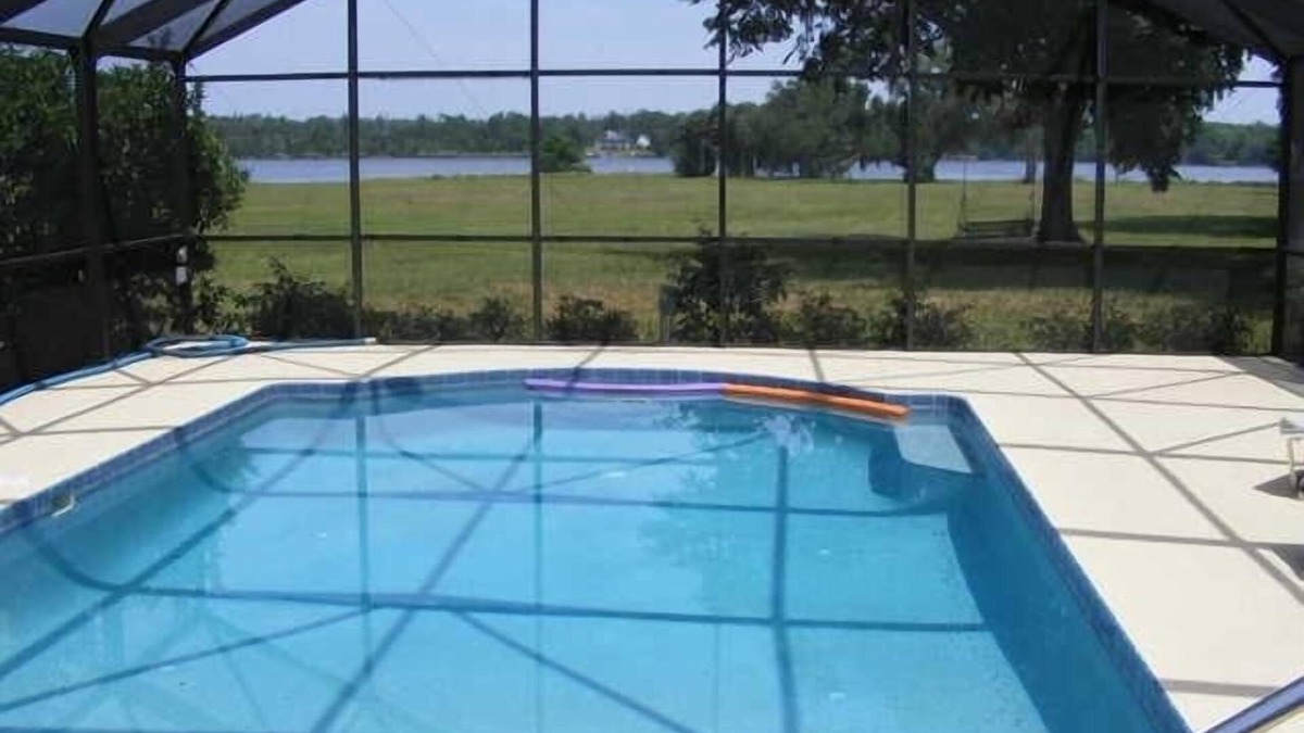 DeLand House | Beautiful Waterfront 60 Acre Country Ranch, St. John's River