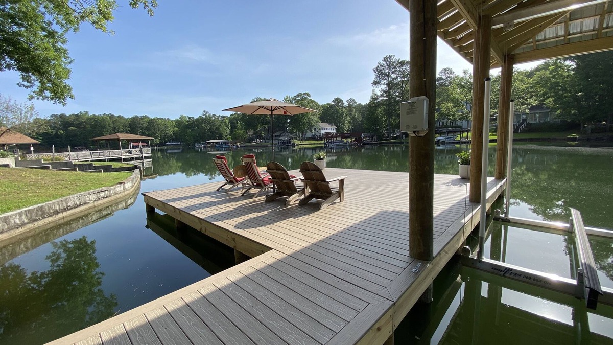 Little Kowaliga House | Beautiful Waterfront, big yard & dock on quiet slough