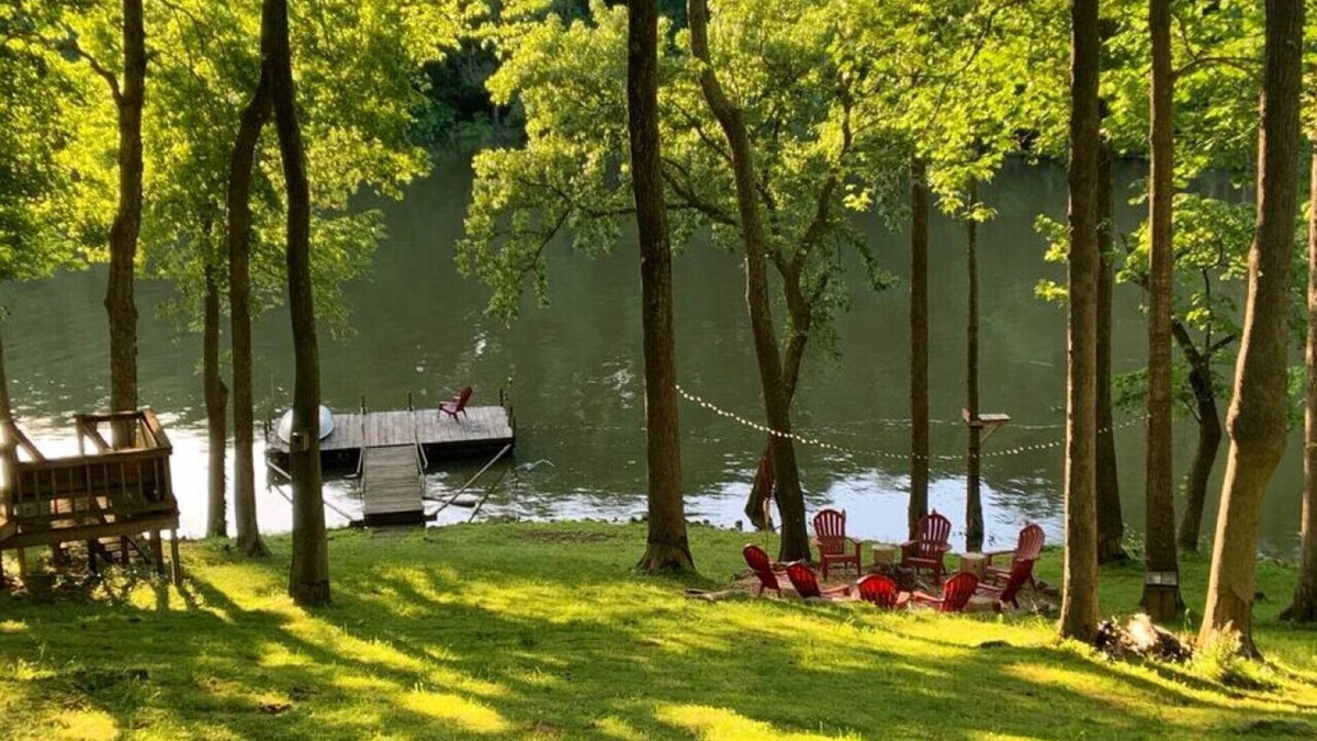 Cadiz House | Beautiful Waterfront, w/Dock, Firepit, Hot tub