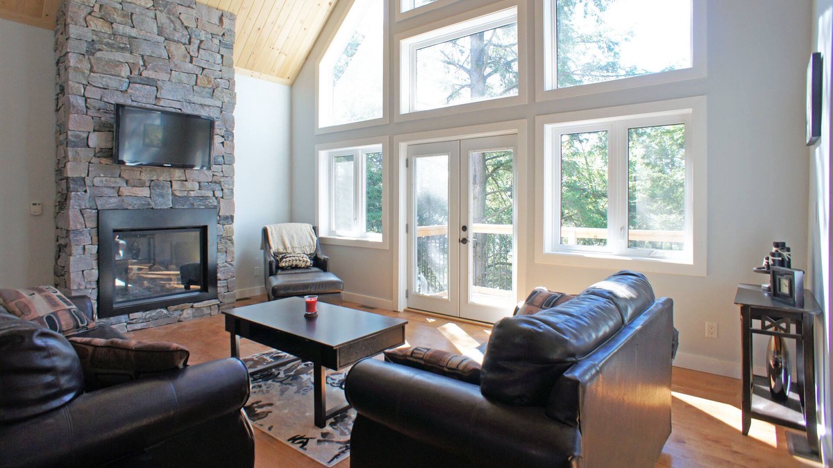 Dysart et al Cottage | Beautiful Year Round Cottage