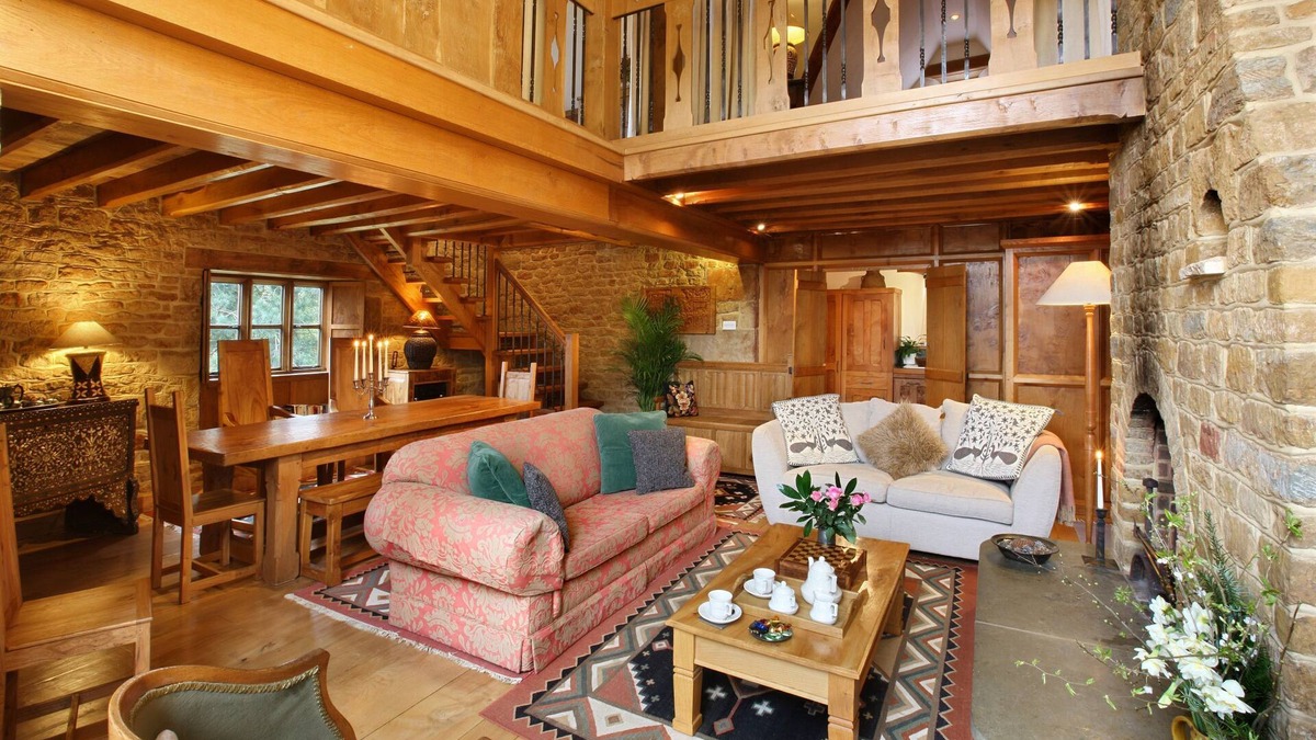Sibford Gower Cottage | Beautifully crafted, open plan luxury near Great Tew