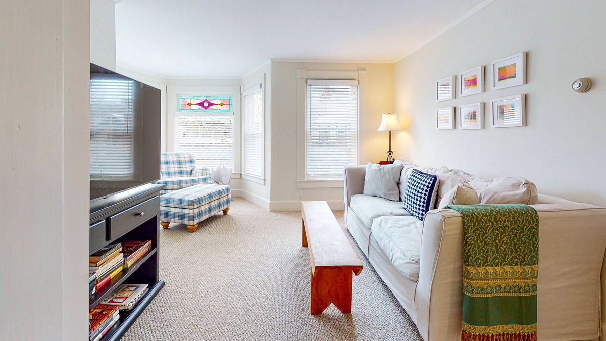 Newfane Apartment | Beautifully decorated downtown apt with lawn, patio, washer/dryer, & streaming