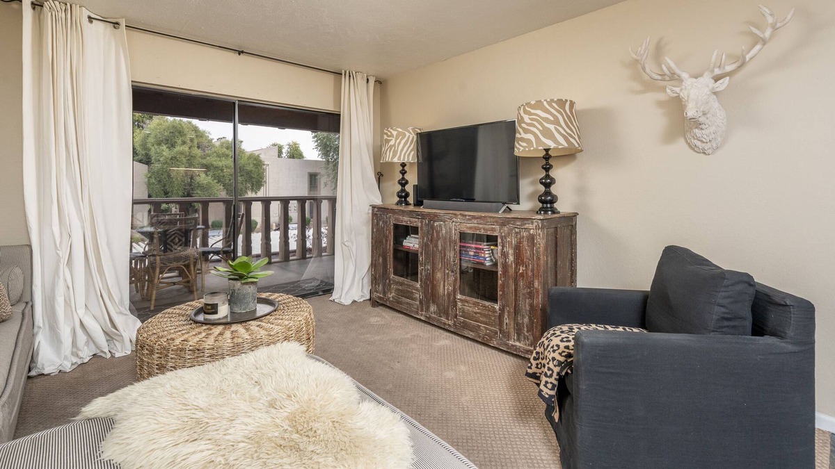 McCormick Ranch Condo | Beautifully furnished condo in the heart of Scottsdale