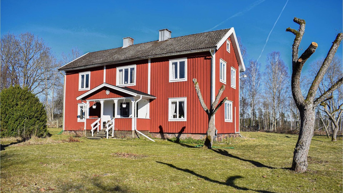 Langasjo House | Beautifully located house near the forest.