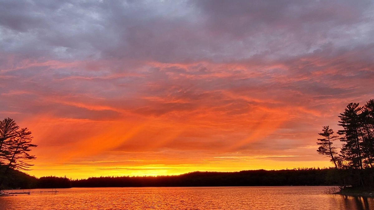 Rhinelander Cottage | Beautifully Remodeled Lakefront Cottage With Picturesque Views Of Lake Mildred