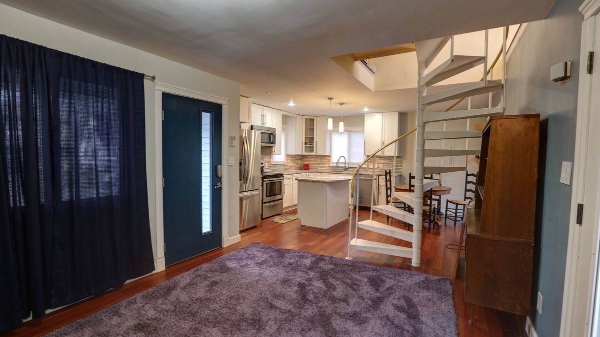 Colesville House | Beautifully Renovated 2BR Home Silver Spring