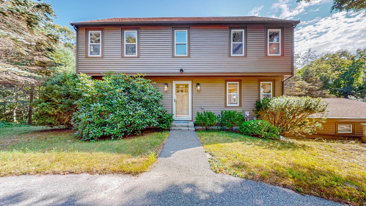 Cataumet House | Beautifully renovated home near area's beaches with cathedral ceilings & grill