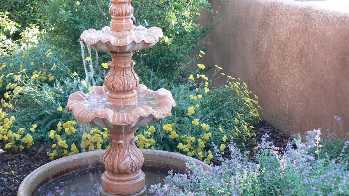 Downtown Santa Fe House | Beautifully Restored Historic Home, Easy Walk to Plaza & Railyard!