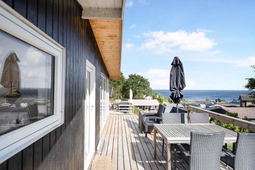 Sandkaas House | Beautifully Situated Summer House With Sea View